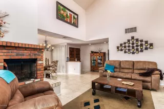 Photo #6: 6119994 Listing