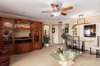 Photo #4: 6120053 Listing