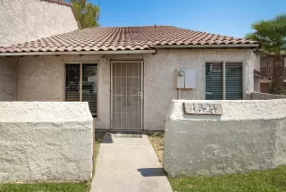 Photo #2: 6120288 Listing