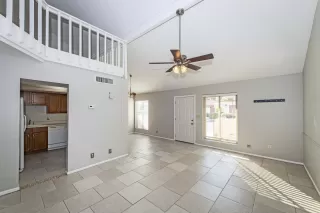 Photo #4: 6120288 Listing