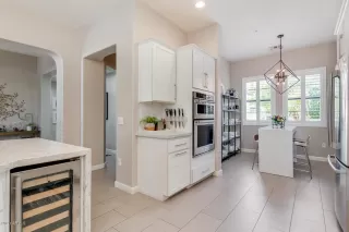 Photo #6: 6120385 Listing 