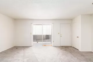 Photo #4: 6120420 Listing 