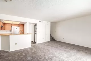 Photo #5: 6120420 Listing 