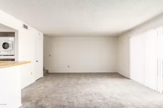 Photo #6: 6120420 Listing 