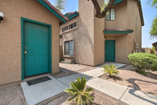 MLS: 6120547 Condo For Sale