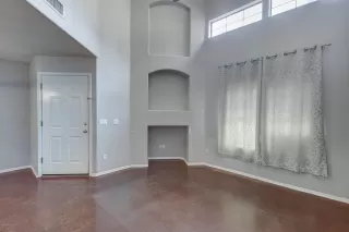 Photo #3: 6120547 Listing