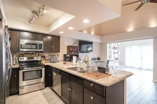 Photo #4: 6120575 Listing