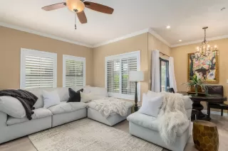 Photo #2: 6120708 Listing