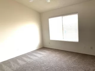 Photo #6: 6120887 Listing