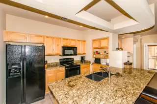 Photo #4: 6121059 Listing