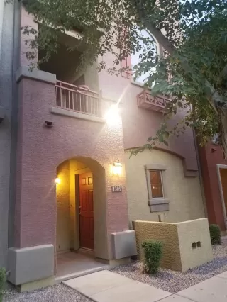 Photo #2: 6121260 Listing 