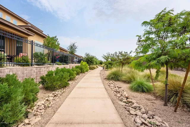 MLS: 6121295 Condo For Sale