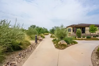 Photo #1: 6121295 Listing