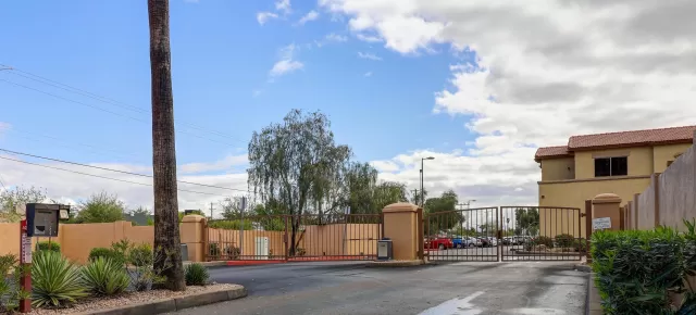 MLS: 6121296 Condo For Sale