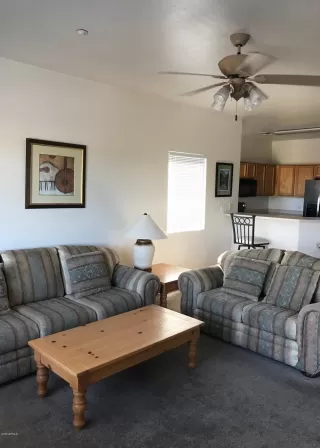 Photo #3: 6121296 Listing