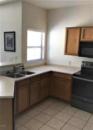 Photo #6: 6121296 Listing