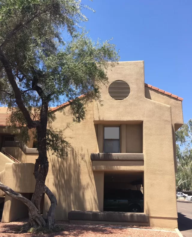 MLS: 6121312 Condo For Sale