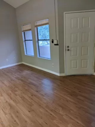 Photo #3: 6121312 Listing