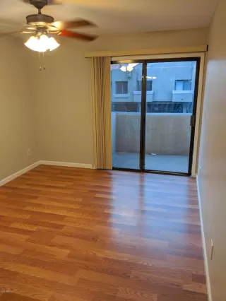 Photo #5: 6121312 Listing