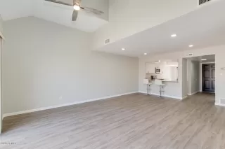 Photo #3: 6121784 Listing