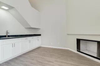 Photo #4: 6121784 Listing