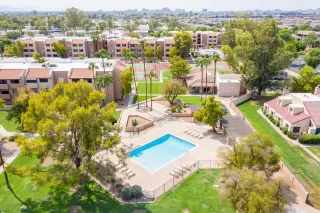 Photo #2: 6121829 Listing 