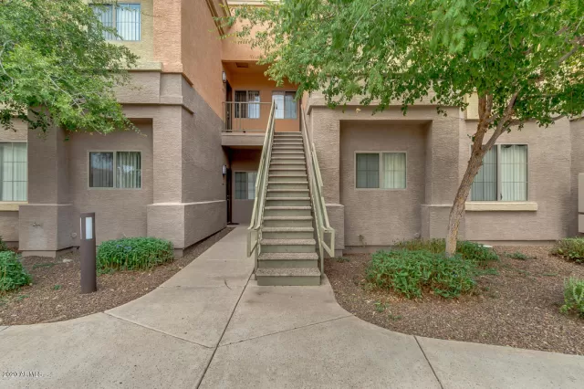 MLS: 6122046 Condo For Sale