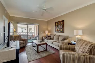 Photo #4: 6122046 Listing