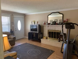 Photo #2: 6122171 Listing