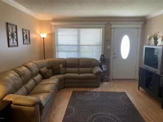 Photo #4: 6122171 Listing