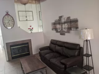 Photo #2: 6122360 Listing