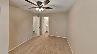 Photo #4: 6122762 Listing