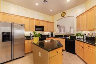 Photo #5: 6122791 Listing 