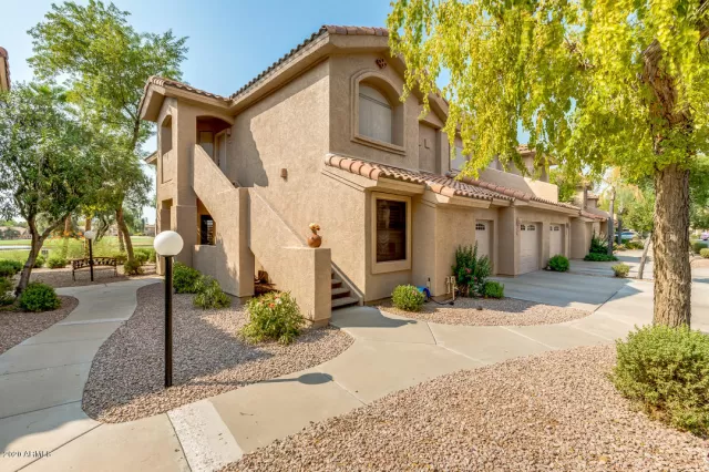 MLS: 6122818 Condo For Sale