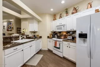 Photo #1: 6122818 Listing 