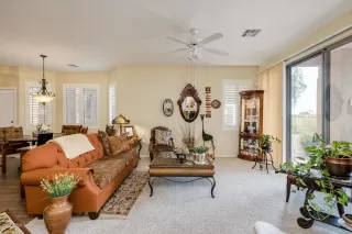 Photo #2: 6122818 Listing 
