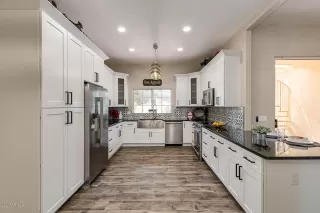 Photo #6: 6123075 Listing