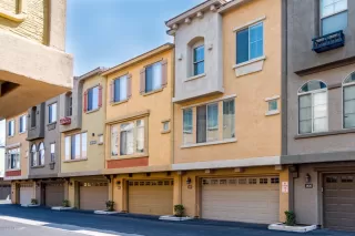 Photo #2: 6123196 Listing