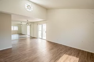 Photo #6: 6123274 Listing