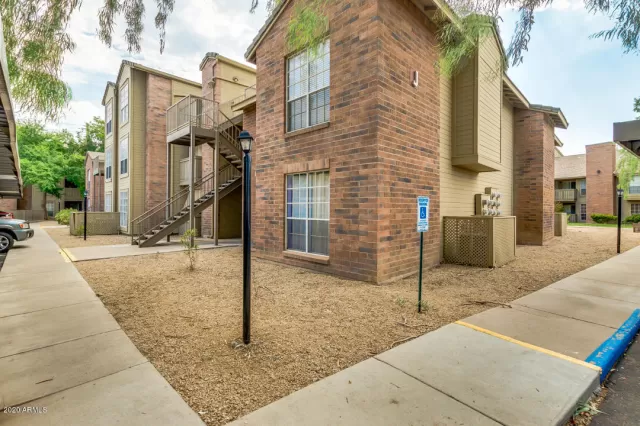 MLS: 6123302 Condo For Sale