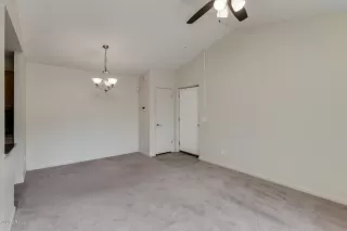 Photo #4: 6123302 Listing