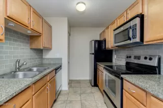 Photo #6: 6123302 Listing