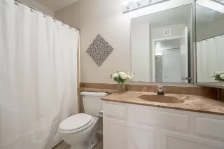 Photo #2: 6123386 Listing