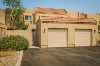 Photo #2: 6123545 Listing