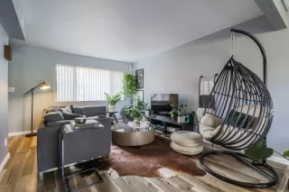 Photo #6: 6123545 Listing