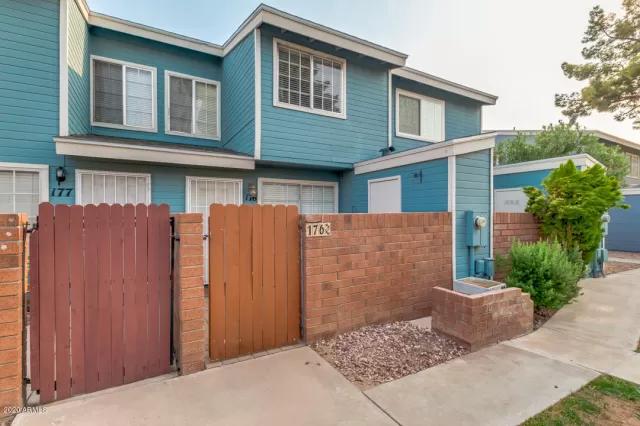 MLS: 6123562 Condo For Sale