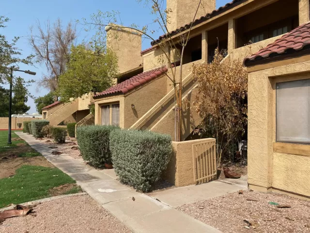 MLS: 6123606 Condo For Sale