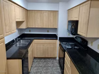 Photo #5: 6123628 Listing