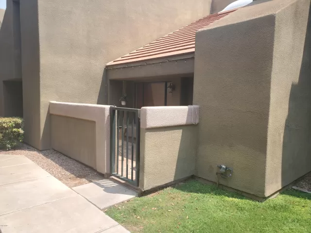 MLS: 6123687 Condo For Sale