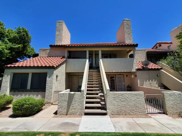 MLS: 6123718 Condo For Sale